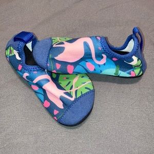 Blue tropical Water Shoes Size: C1